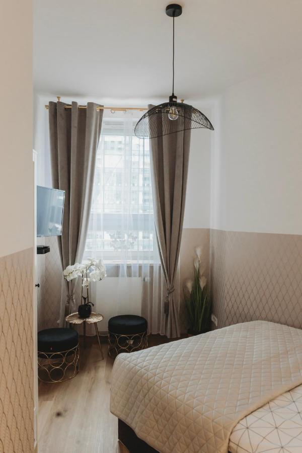 Clicktheflat Gdanski Center Prestige Apart Rooms Warsaw Bilik gambar