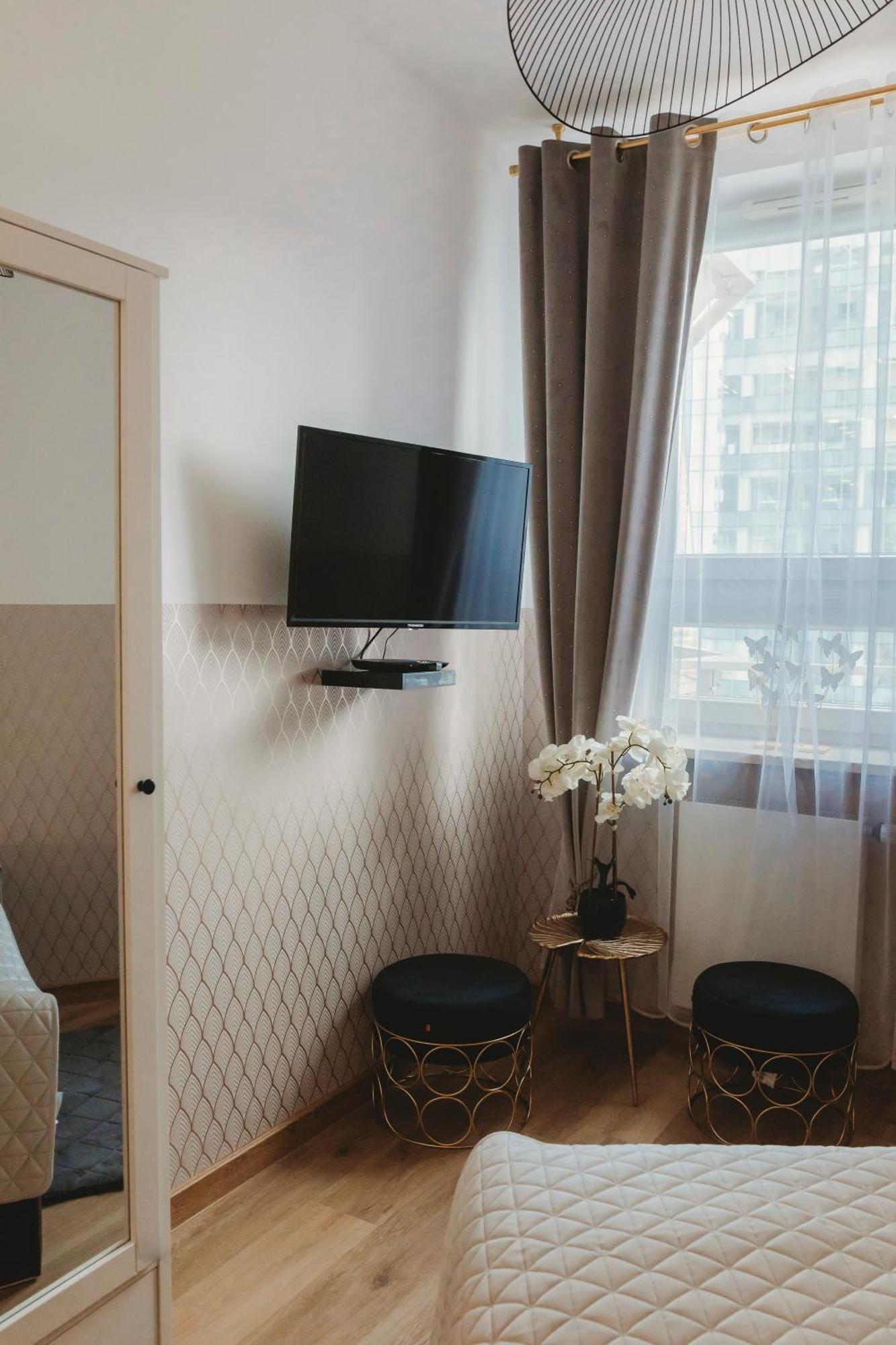 Clicktheflat Gdanski Center Prestige Apart Rooms Warsaw Bilik gambar